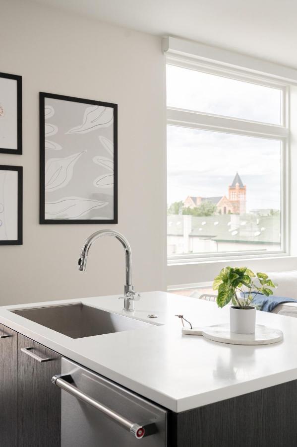 A Modern Point Of View - Luxe Loft - Espadin Lohi DEN Exterior photo